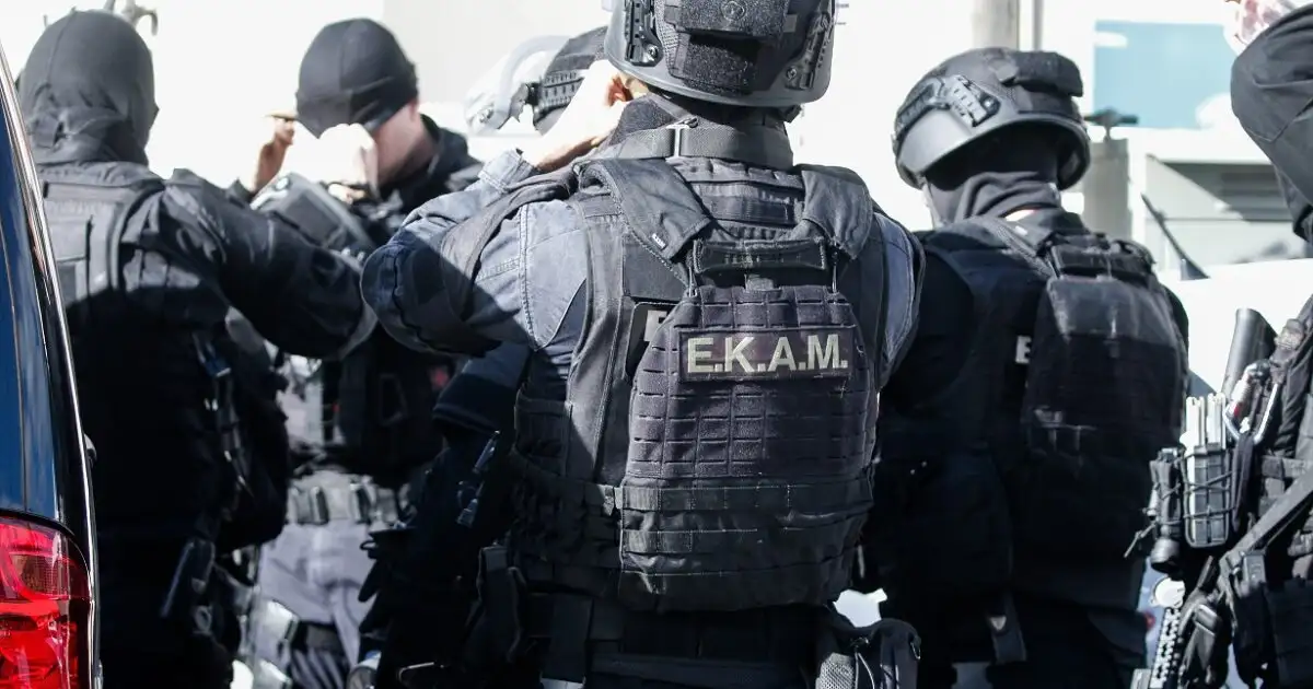 Затримання підозрюваного в тероризмі на Криті: що варто знати українцям про безпеку в Греції