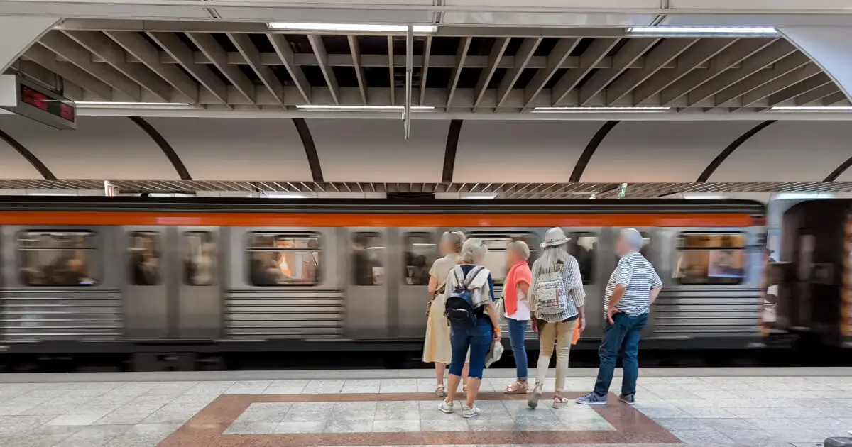 Важливі зміни в роботі Метро Афін: Лінія 3 частково закривається ввечері