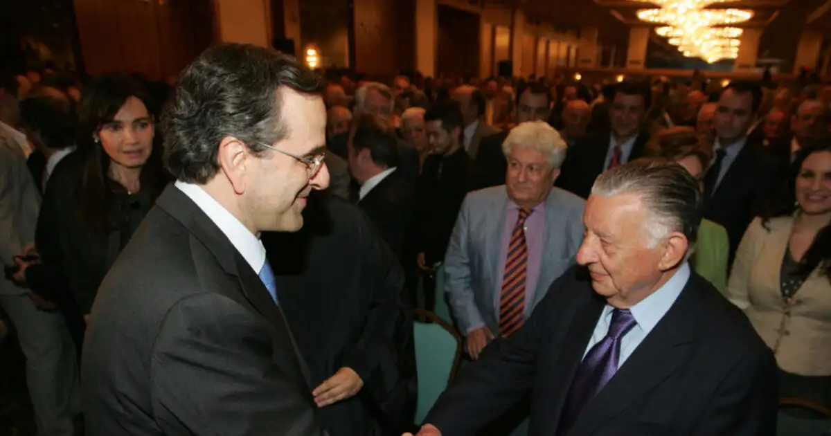 Греція прощається з епохою: помер багаторічний політик та колишній міністр Янніс Варвіціотіс