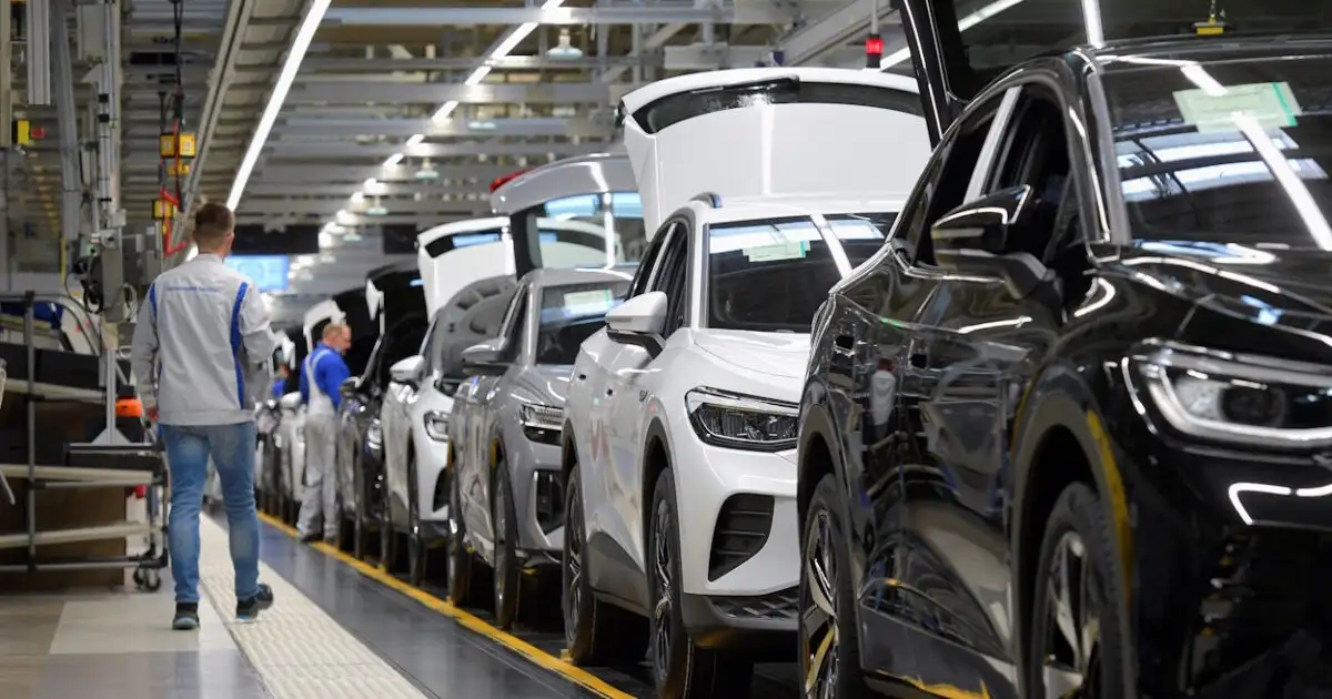 Масштабна криза у Volkswagen: німецький автогігант скорочує 100 тисяч робочих місць